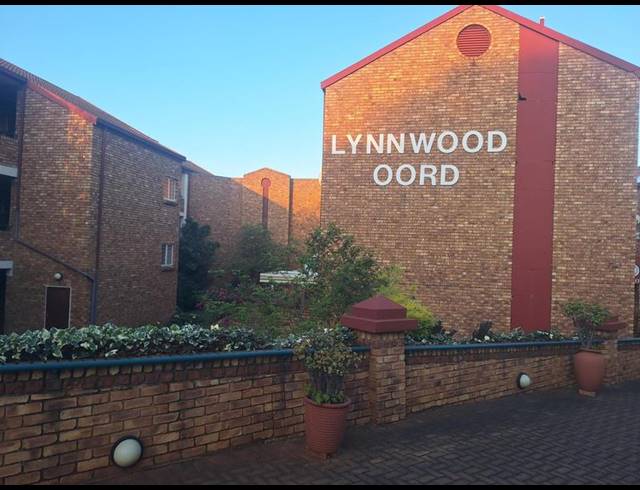 2 BEDROOM APARTMENT FOR SALE IN LYNNWOOD